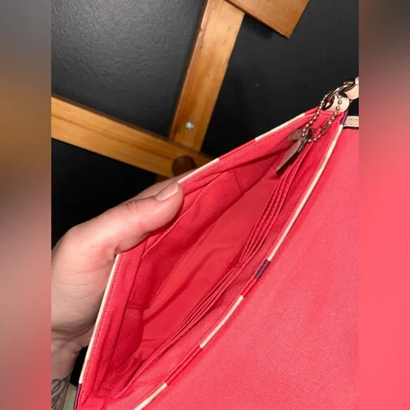 Coach Y2K Kristin Signature Monogram Multicolor Wristlet OP Art Fuchsia & Purple - Picture 11 of 14